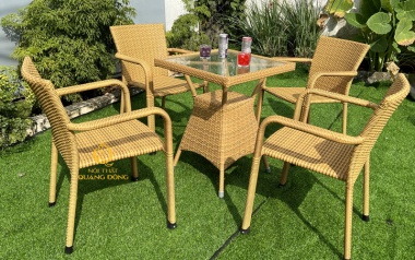 Bàn Ghế Giả Mây Cho Quán Cafe Sân Vườn