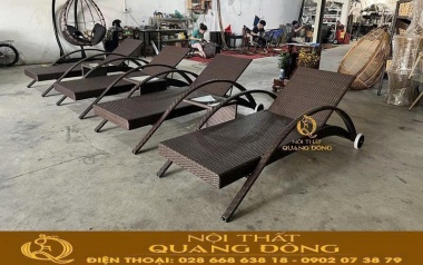 Tổng hợp các mẫu ghế hồ bơi có bánh xe tiện lợi di chuyển