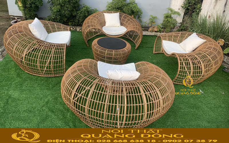 Bộ bàn ghế mây nhựa sang trọng, nổi bật cho mọi không gian