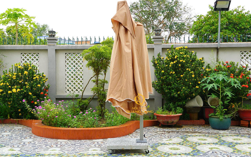 Dù lệch tâm vuông thiết kê bánh xe chắc chắn, dễ dàng di chuyển