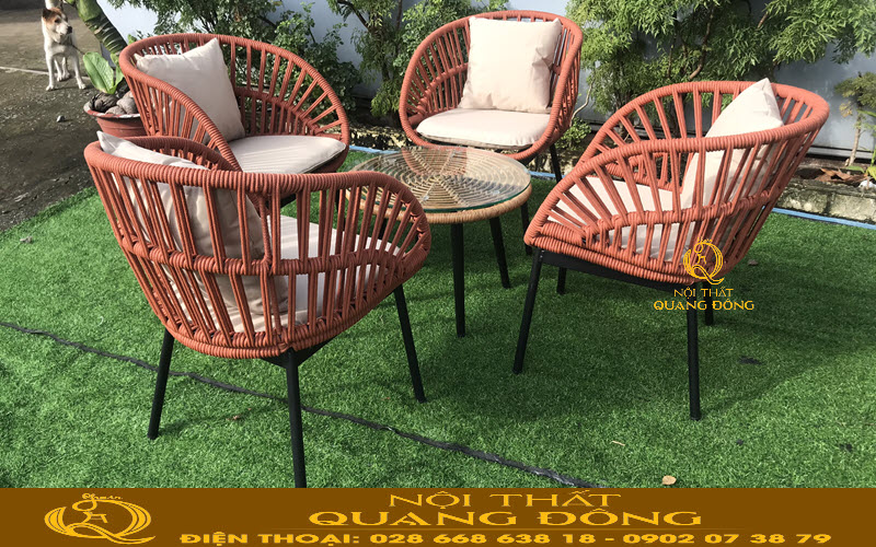 Bộ bàn ghế giả mây đan dây dù kết hợp cùng bàn gỗ