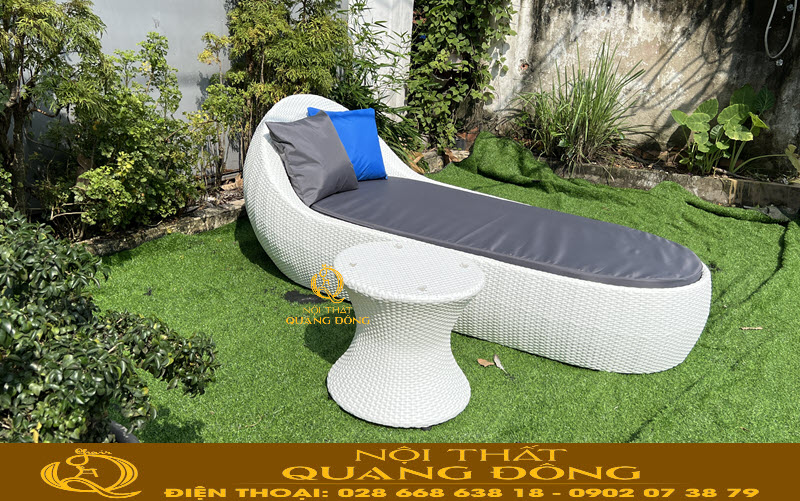 Ghế tắm nắng thiết kế kiểu dáng bánh mì