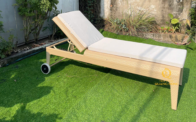 Ghế tắm nắng mây nhựa phù hợp cho mọi không gian