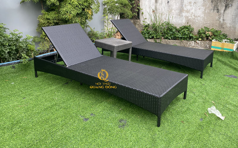 Ghế hồ bơi QD-248 tạo điểm nhấn cho không gian hồ bơi