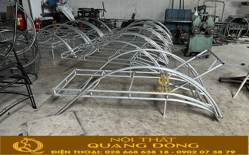ghế hồ bơi QD-1281 được làm bằng khung thép sơn tĩnh điện