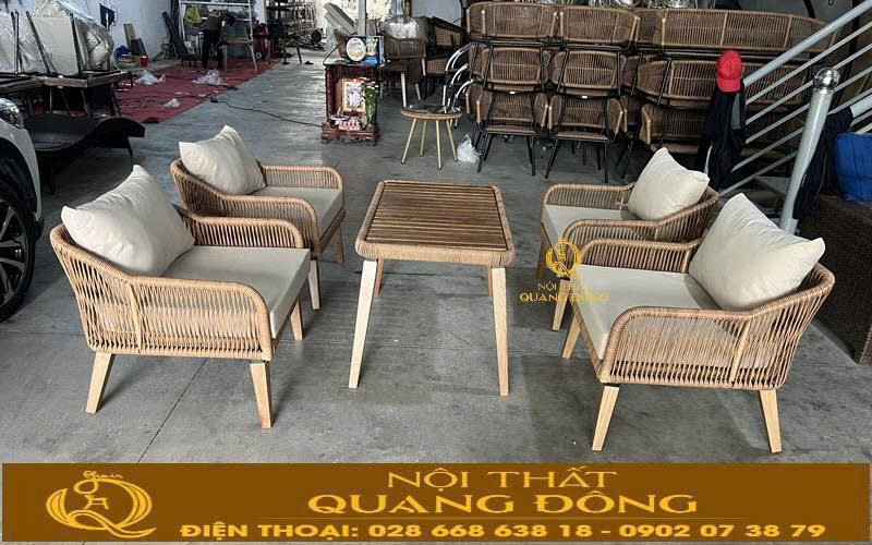 Bàn ghế mây nhựa thiết kế hiện đại cho không gian sân vườn