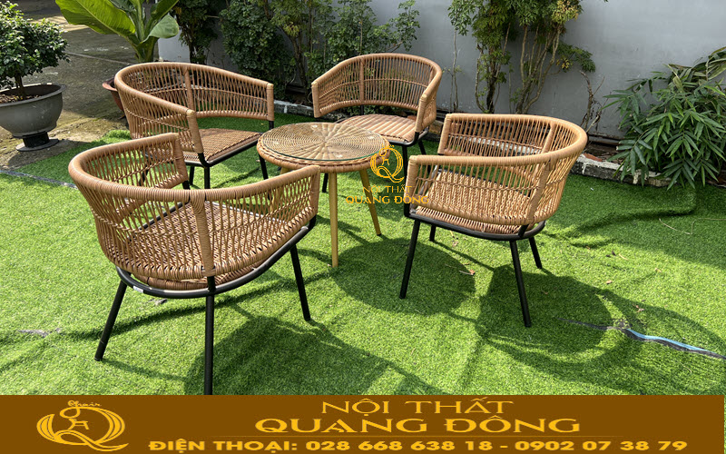 Bộ bàn ghế giả mây QD-2101 sử dụng cho cafe sân vườn với 4 ghế và 1 bàn