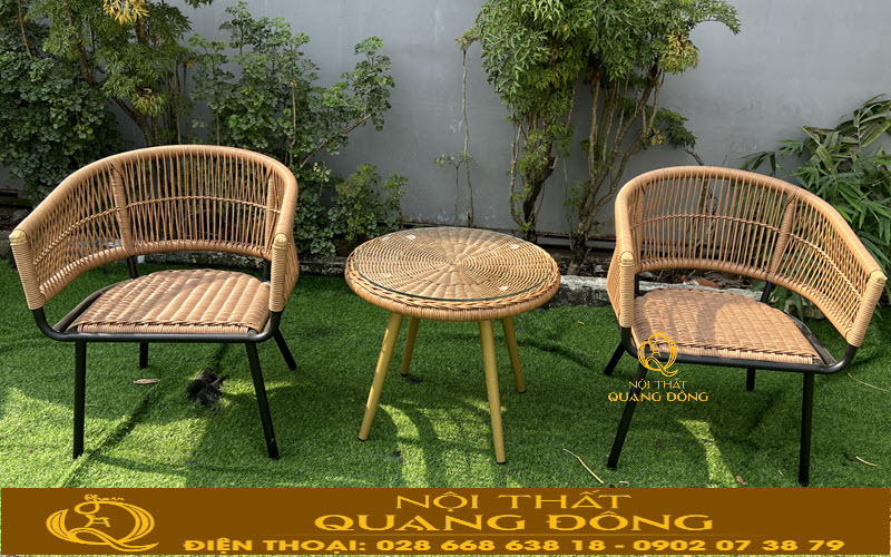 Bàn ghế ban công sử dụng chất liệu nhựa giả mây cao cấp chuyên dụng ngoài trời