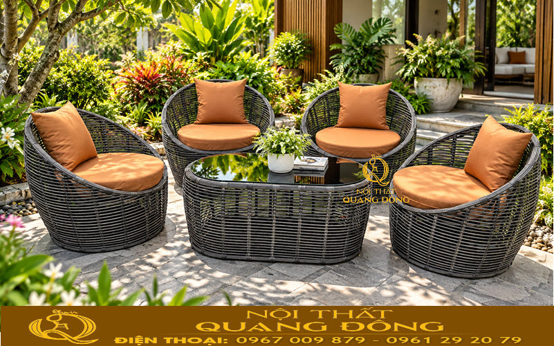 Bàn ghế mây nhựa sử dụng áo nệm gam màu nâu nổi bật