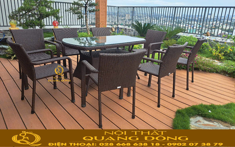 Bàn ghế mây nhựa đan sợi dây nhựa dẹp mang vẻ đẹp sang trọng theo thời gian Bàn ghễ giả mây gam màu nâu giả gỗ sang trọng