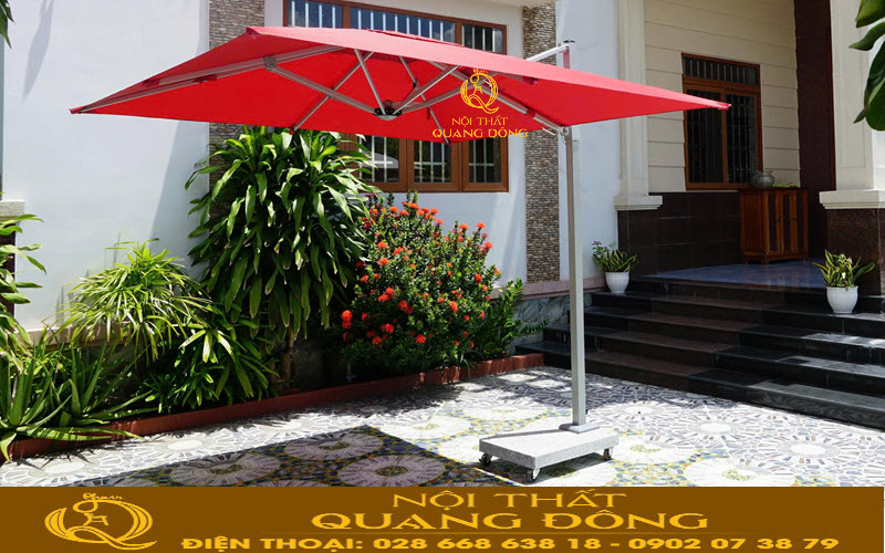 Dù lệch tâm với khả năng che phủ rộng, hiệu quả che nắng cao