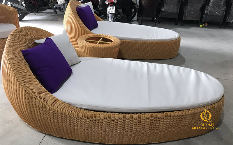 ghế nằm hồ bơi gam màu sang trọng